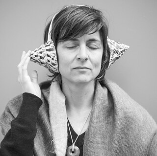 Listening through Bert Theis’ F.M.1, F.M.2, F.M.3, F.M.4, F.M.5, 1999 installation at MUDAM Luxembourg. Photo: David Berg