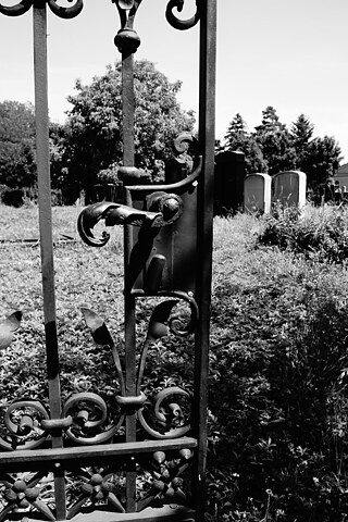 O básní a smrti (pár slov o pohrebnej poézii)