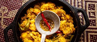 Luchi and fried aubergine — Durga Puja staples