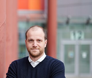 Prof Tobias Schroedler