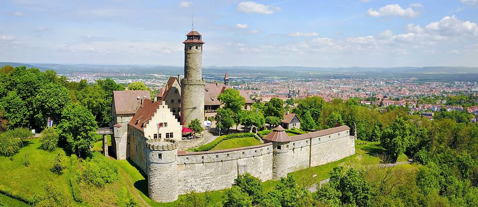 Die Altenburg war einst der Sitz der Bamberger Fürstbischöfe, später lebte hier auch der deutsche Schriftsteller E.T.A Hoffmann.