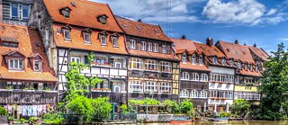 Am Ufer der Regnitz gelegen, wird die ehemalige Fischersiedlung in der Bamberger Inselstadt auch „Klein Venedig“ genannt.