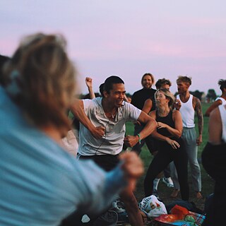 Dealing in Distance: Dose of Pleasure