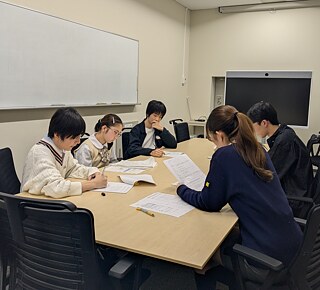 PASCH模擬裁判「ピーターと狼」