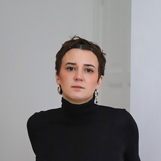 Portraitfoto Louise Kenn