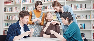 Besucherprogramm. Deutsch und Bibliothek in St. Petersburg