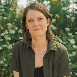 Geneviève Dulude-de Celles, Nina Roza