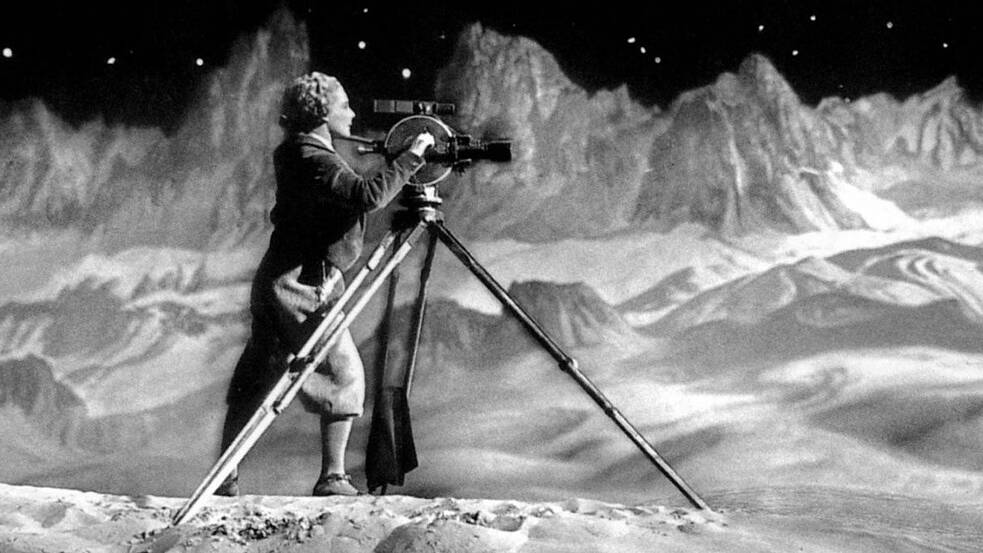 Zwischen Studiozauber und futuristischer Weltraumfantasie: Szene aus Fritz Langs „Die Frau im Mond“ (1929). Als „By Rocket to the Moon“ in den USA gezeigt, vermittelte der Film erstmals einem Massenpublikum zentrale Grundlagen der Raumfahrt, darunter das Konzept der mehrstufigen Rakete.