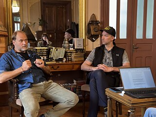 კრისტიან დეგენი, მარკ ენდრიუსი, ელინა ვალაიტე