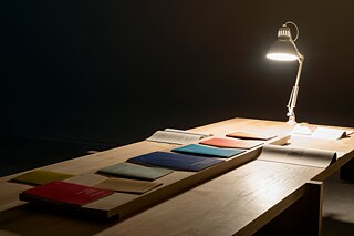 Читальна зала. "Виставка досягнень тих, хто покинув завод"