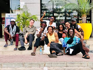 Scott Suave Brilha no Dance Platform Project em Dar Es Salaam