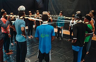 Scott Suave Brilha no Dance Platform Project em Dar Es Salaam