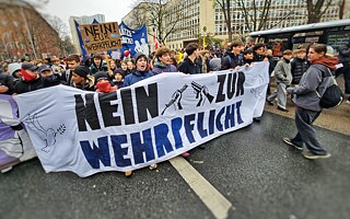 „Schulstreik gegen die Wehrpflicht“ am 5. Dezember 2025 in Berlin