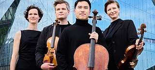 4 Musiker*innen des Notos Quartett