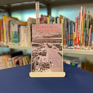 Portada del libro “Hamburgo Valparaíso entre dos puertos” de Hernán Rodríguez Fisse 