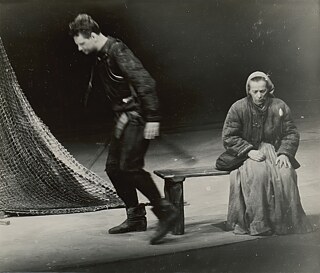 Helene Weigel (Anna Fierling) and Gert Schaefer (Young Soldier), Berliner Ensemble at the Deutsches Theater, September 11, 1951. Academy of Arts, Berlin; Bertolt Brecht Archive