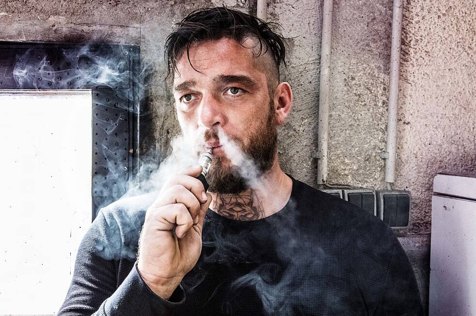 Standbild TNT Serie „4 Blocks“: Ruff (Ronald Zehrfeld)