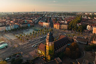 Alte Feuerwache im Abendlicht von oben