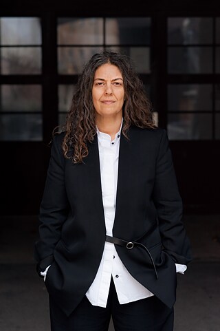 Porträt Jina Khayyer