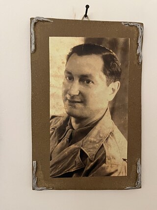 אח של אמא שלי זלמן