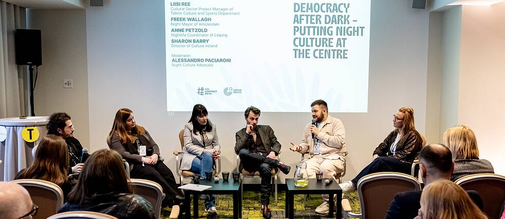 democracy-after-dark