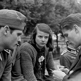 Hans und Sophie Scholl mit Christoph Probst. 23. Juli 1943, München