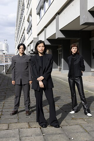 Henrike Naumann, Sung Tieu und Kathleen Reinhardt (von links nach rechts).