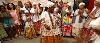 La brasileña Samba de Roda es un baile tradicional de Samba en círculo y pertenece desde 2005 al Patrimonio Cultural Inmaterial de la UNESCO.
