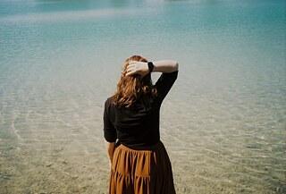 Sabrina im See