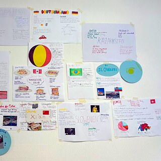Plakate aus unterschiedlichen Ländern