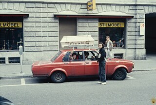 Die Opel Gang auf Tour mit Sarg