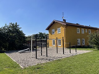 Sport- und Spielplatz auf dem Gelände des Schlossinternats Stein a.d. Traum