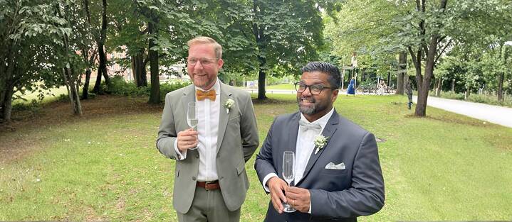 Rohan und Markus bei ihrer Hochzeit in Münster im Jahr 2025