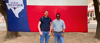 Rohan und Markus auf ihrer Reise durch Dallas, Texas