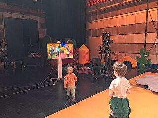 Jelena Havran Vukmanovic and her sons at “Juhuhu” set, HRT