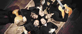 Foto der 5 Musiker von Sistanagila