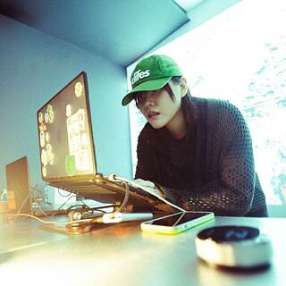 Photo of M0xa who is an active audio/visual performer from Jakarta