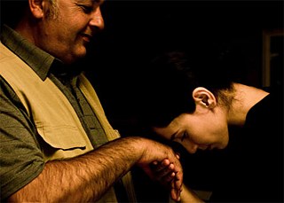 Settar Tanriögen and Sibel Kekilli as father and daughter in “Die Fremde”. | Majestic