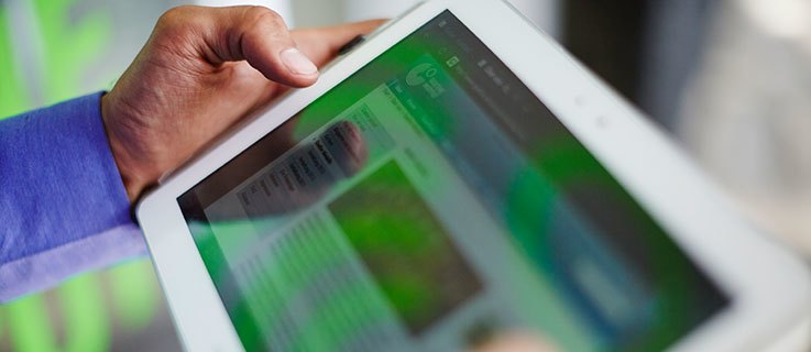 <b>Επικοινωνία:</b> Οι εξελίξεις στον τομέα των Μέσων και της τεχνολογίας της πληροφορίας καθιστούν την επικοινωνία σε πολλές γλώσσες απαραίτητη. Μια σειρά σημαντικών ιστοσελίδων είναι στα Γερμανικά. Η Γερμανία κατέχει παγκοσμίως την έκτη θέση μεταξύ 87 χωρών στην ετήσια παραγωγή βιβλίων, μετά την Ινδία, το Ηνωμένο Βασίλειο τις ΗΠΑ, την Κίνα και τη Ρωσία. Οι γνώσεις σας στα Γερμανικά σας δίνουν πολλές δυνατότητες για πρόσβαση σε πληροφορίες.