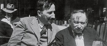 The friends Stefan Zweig (left) and Joseph Roth 1936 in Ostend;