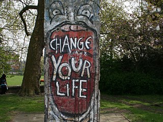 The segment in front of the Imperial War Museum in London originates directly from the Brandenburg Gate;