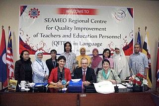 Die BKD sieht einen Schwerpunkt in der Zusammenarbeit mit SEAMEO-QITEP in Language von der Organisation der südostasiatischen Bildungsminister eingerichtetes Regionales Fortbildungszentrum für Fremdsprachen (Indonesisch, Mandarin, Japanisch, Arabisch, Deutsch).