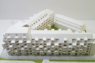 Modell des Studentenwohnheims der Südhausbau