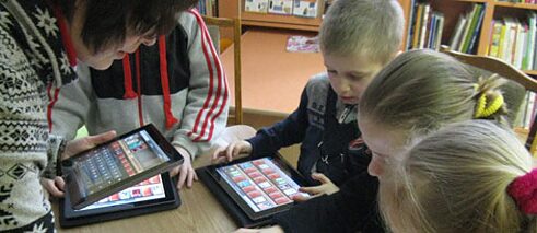 Ideen zur Leseförderung durch Informationstechnologien und kreative Aktivitäten