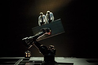 Compagnie 111 - Aurélien Bory, Frankreich: "Sans Objet"