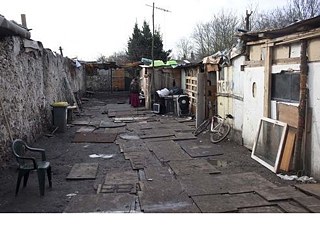 Le bidonville au 170 rue de Rosny.