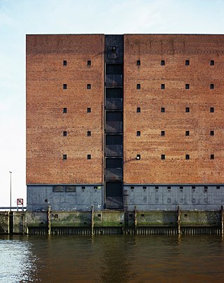 Kaispeicher A am Kaierhöft, heute Elbphilharmonie  Am Kaiserkai, Kallmorgen und Partner, 1963