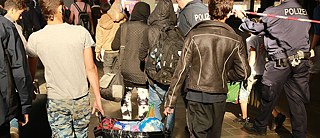 Flüchtlinge bei der Ankunft in Deutschland: Wartezeit produktiv nutzen