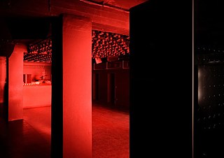 Robertneun Architekten, Weekend Club