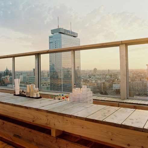 Robertneun Architekten, Weekend Club